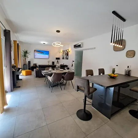 Daire Apartman Emilija Šibenik