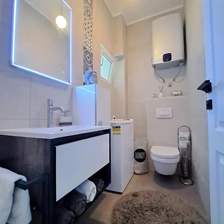 Apartman Emilija * Šibenik
