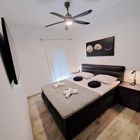 Daire Apartman Emilija *